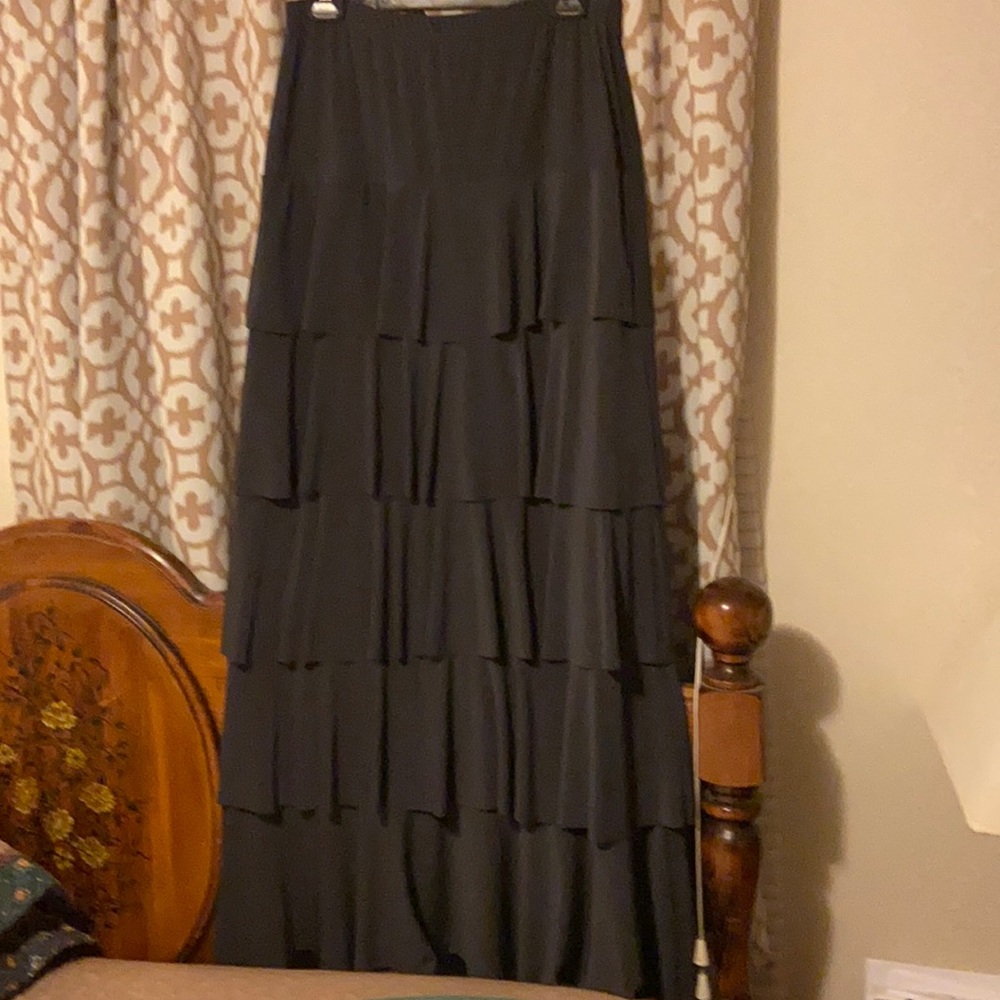 Ruffled skirt